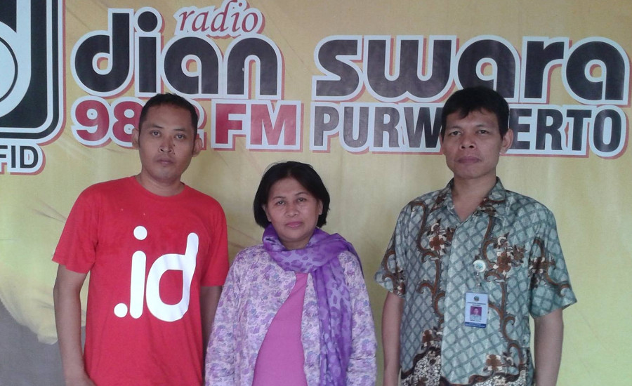 siaran radio promosikan musyawarah desa